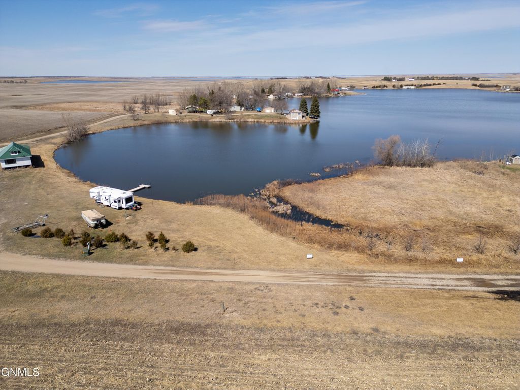 4 Shoreline Drive, Dawson, ND 58428 photo 13