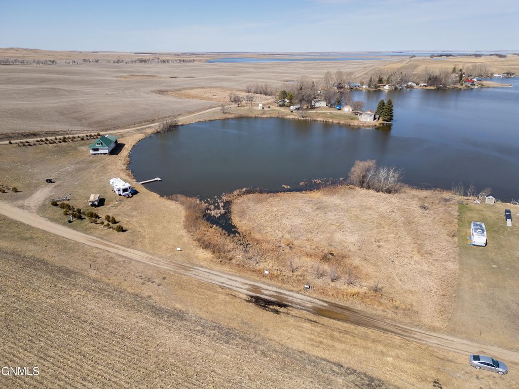 4 Shoreline Drive, Dawson, ND 58428 photo 17