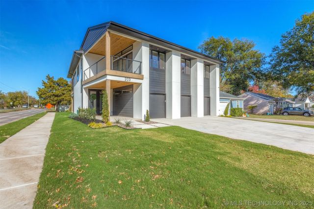 203 E 45th Court, Tulsa, OK 74105