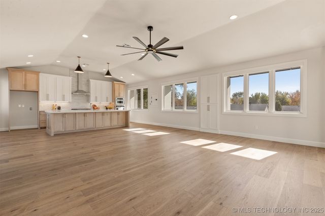 203 E 45th Court, Tulsa, OK 74105