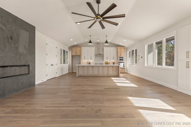 203 E 45th Court, Tulsa, OK 74105