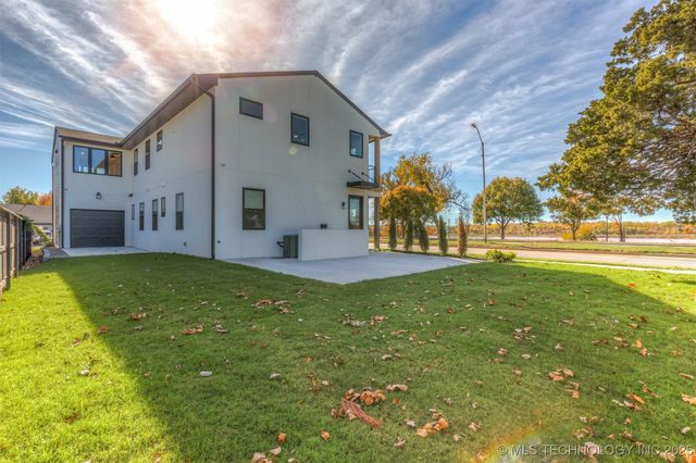 203 E 45th Court, Tulsa, OK 74105