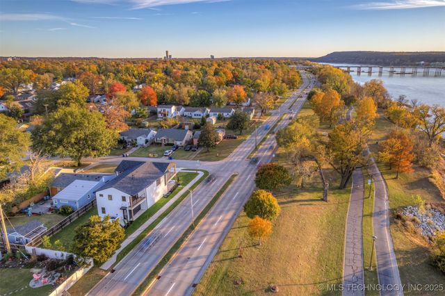 203 E 45th Court, Tulsa, OK 74105