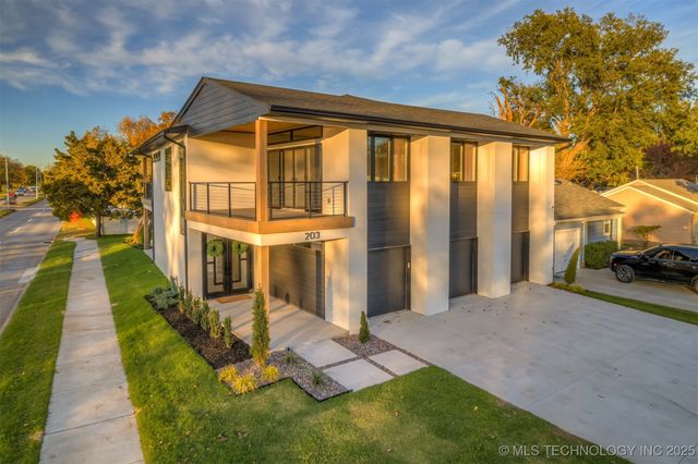 203 E 45th Court, Tulsa, OK 74105