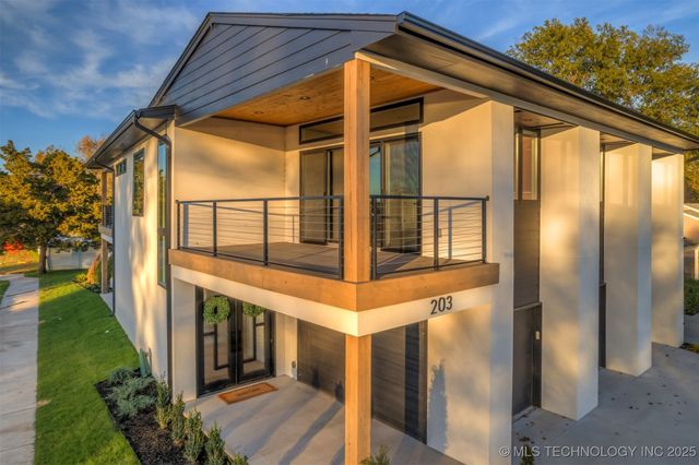 203 E 45th Court, Tulsa, OK 74105