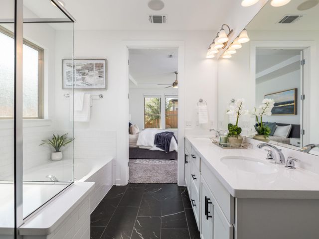 8205 Silhouette ST, Austin, TX 78744