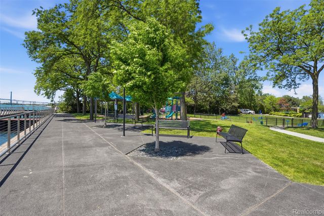 300 Riverfront 24D, Detroit, MI 48226