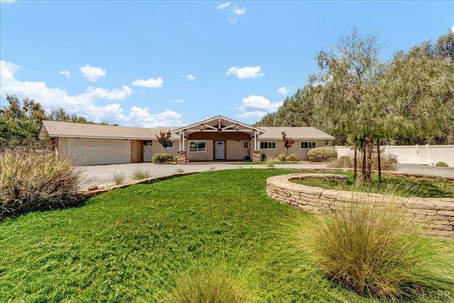 1635 N Elberta Road, Exeter, CA 93221