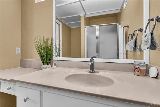 1635 N Elberta Road, Exeter, CA 93221