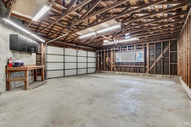 1635 N Elberta Road, Exeter, CA 93221