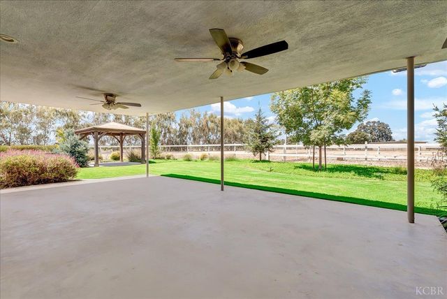 1635 N Elberta Road, Exeter, CA 93221