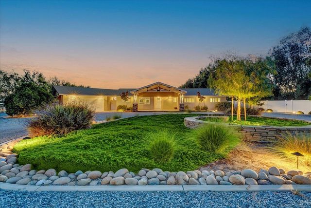 1635 N Elberta Road, Exeter, CA 93221