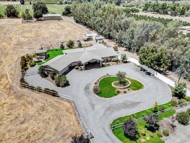 1635 N Elberta Road, Exeter, CA 93221