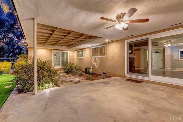 1635 N Elberta Road, Exeter, CA 93221