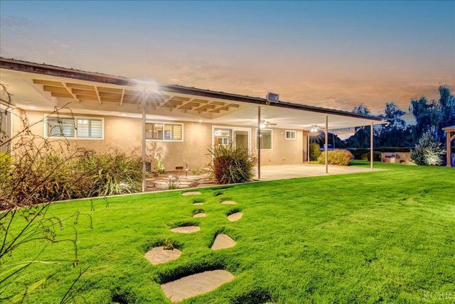 1635 N Elberta Road, Exeter, CA 93221