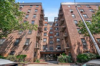 90-09 Northern Blvd 102, Jackson Heights, NY 11370