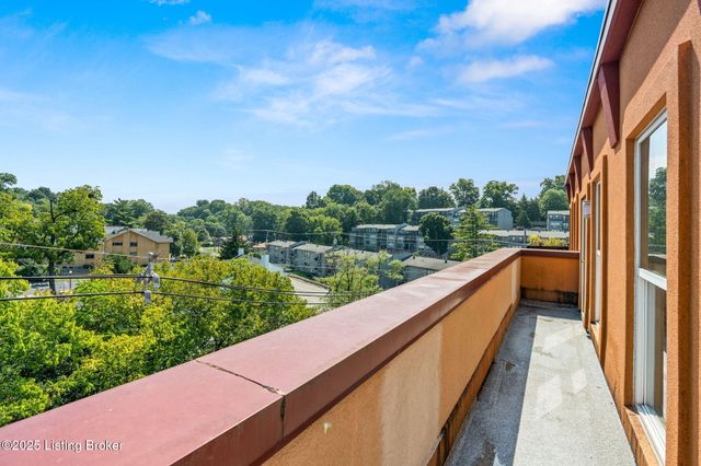 2411 Brownsboro Rd, 407, Louisville, KY 40206