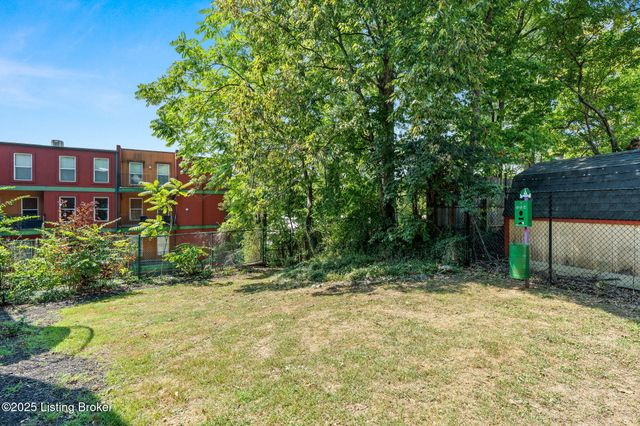 2411 Brownsboro Rd, 407, Louisville, KY 40206