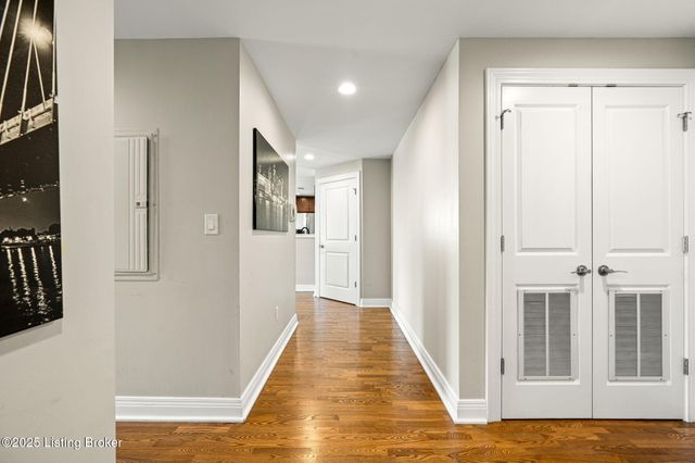 2411 Brownsboro Rd, 407, Louisville, KY 40206