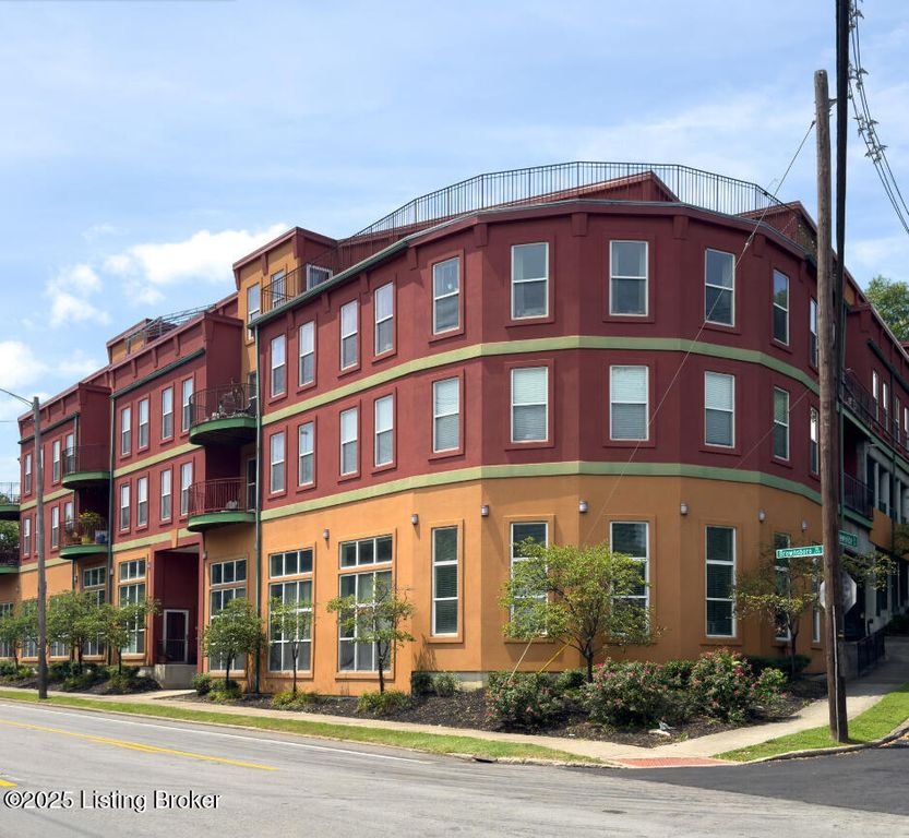 2411 Brownsboro Rd, 407, Louisville, KY 40206