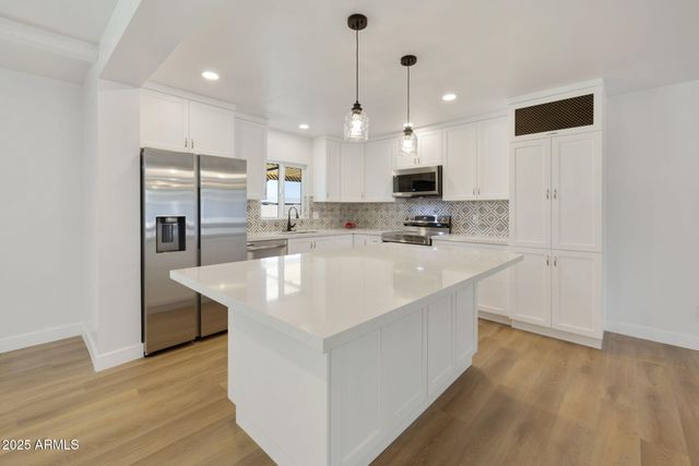 4712 S Clark Drive, Tempe, AZ 85282