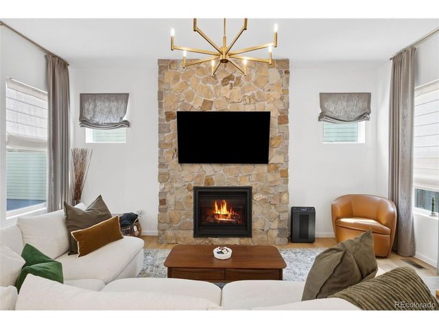 84 Mayflower Park Pl, Colorado Springs, CO 80905