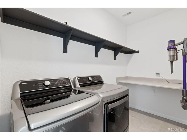 84 Mayflower Park Pl, Colorado Springs, CO 80905