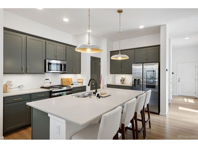 84 Mayflower Park Pl, Colorado Springs, CO 80905