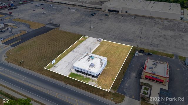 2102 N Park Road, Connersville, IN 47331