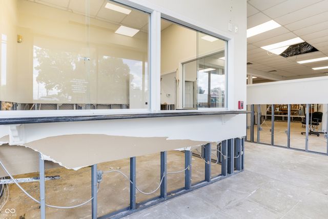 2102 N Park Road, Connersville, IN 47331