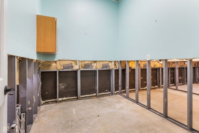 2102 N Park Road, Connersville, IN 47331