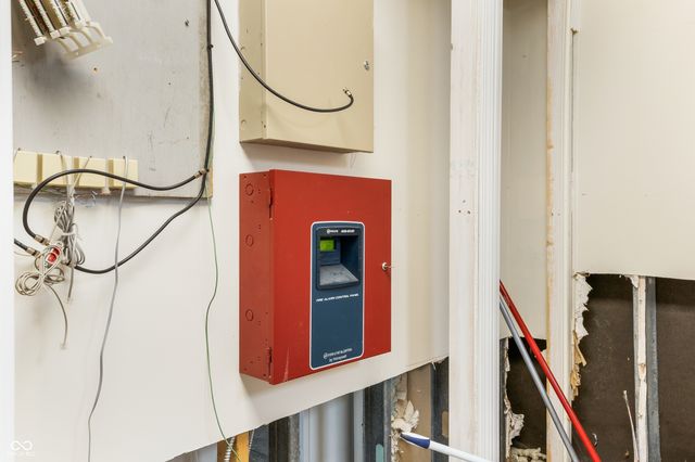 2102 N Park Road, Connersville, IN 47331