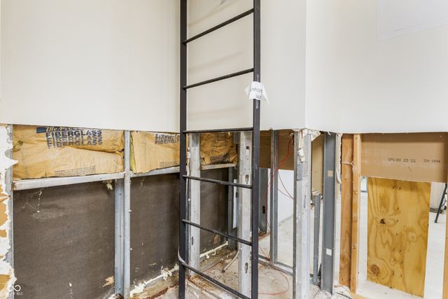 2102 N Park Road, Connersville, IN 47331