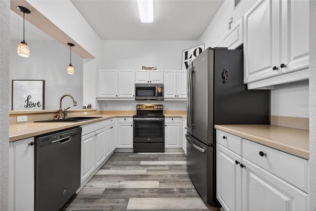 5115 MELBOURNE STREET A303, Punta Gorda, FL 33980