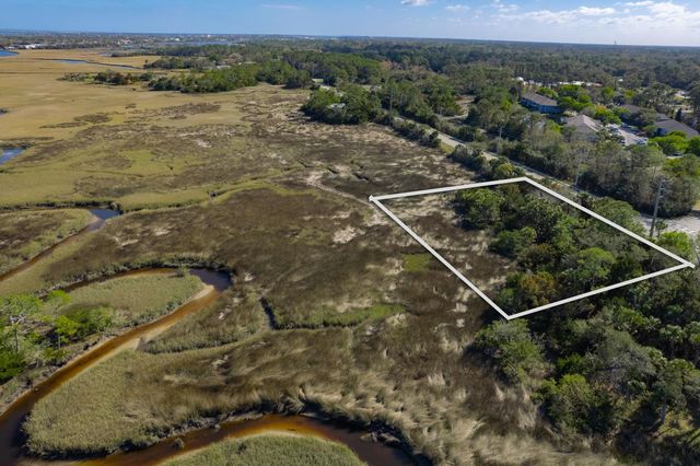 3258 Lewis Speedway, St Augustine, FL 32084