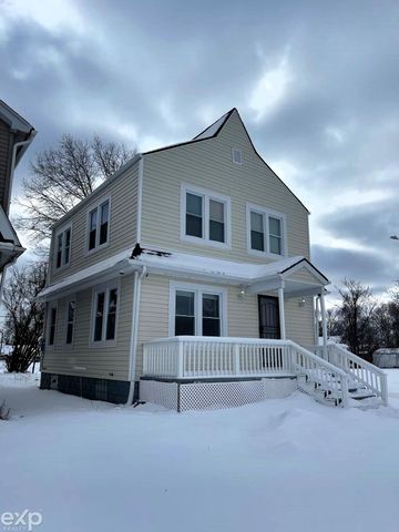 8443 Chalfonte Street, Detroit, MI 48238