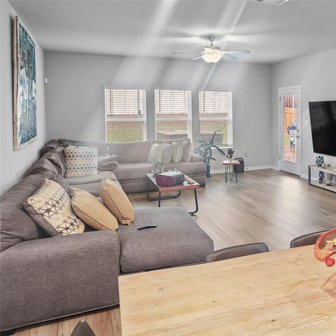 11303 Copper Spring DR 87, Austin, TX 78748