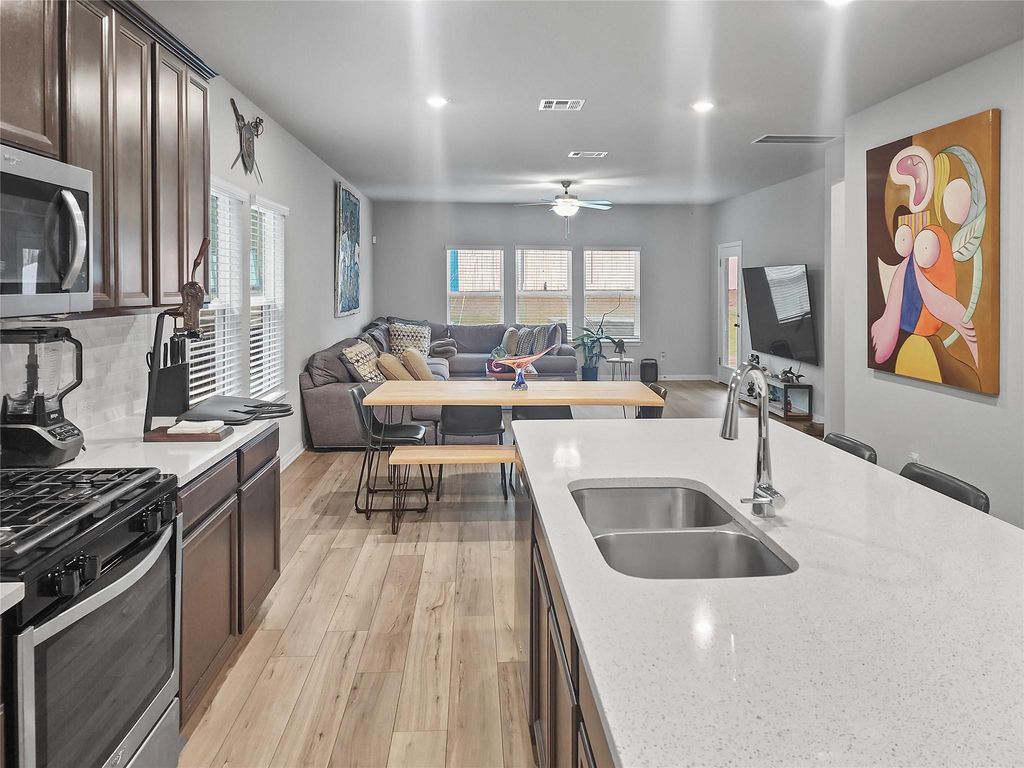 11303 Copper Spring DR 87, Austin, TX 78748