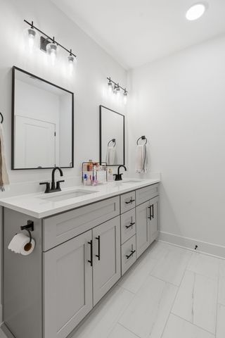 700 N DuPont Ave Apt 317, Madison, TN 37115