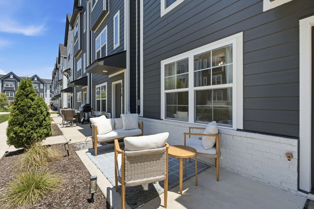 700 N DuPont Ave Apt 317, Madison, TN 37115