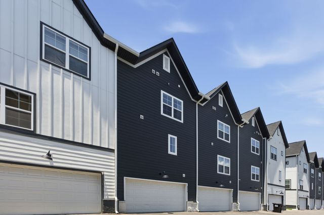 700 N DuPont Ave Apt 317, Madison, TN 37115