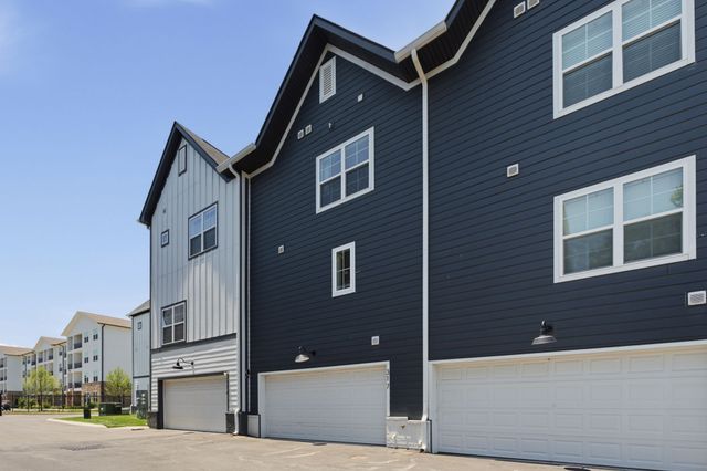 700 N DuPont Ave Apt 317, Madison, TN 37115
