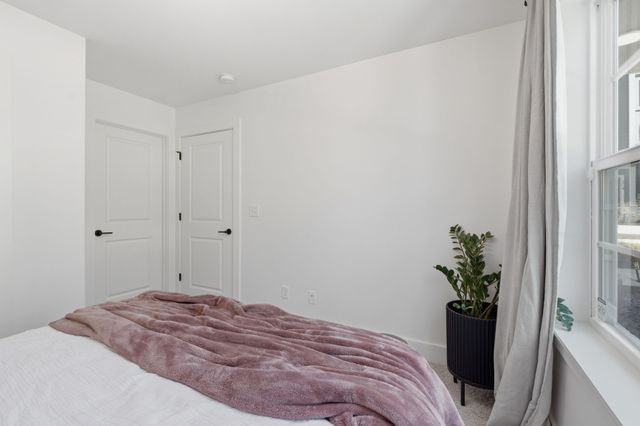 700 N DuPont Ave Apt 317, Madison, TN 37115