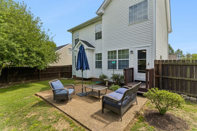 1110 McDonough Cir, Thompsons Station, TN 37179