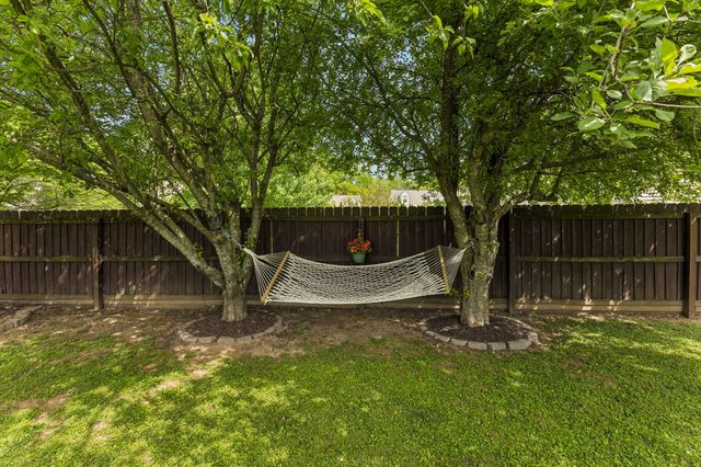1110 McDonough Cir, Thompsons Station, TN 37179
