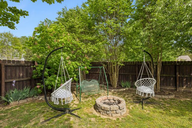 1110 McDonough Cir, Thompsons Station, TN 37179