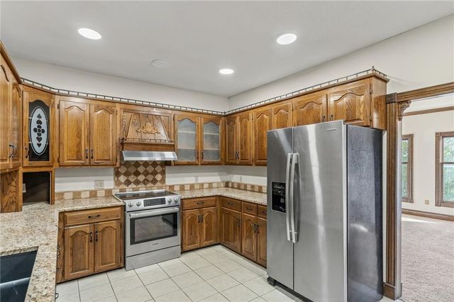 3804 Garland Avenue, Leavenworth, KS 66048