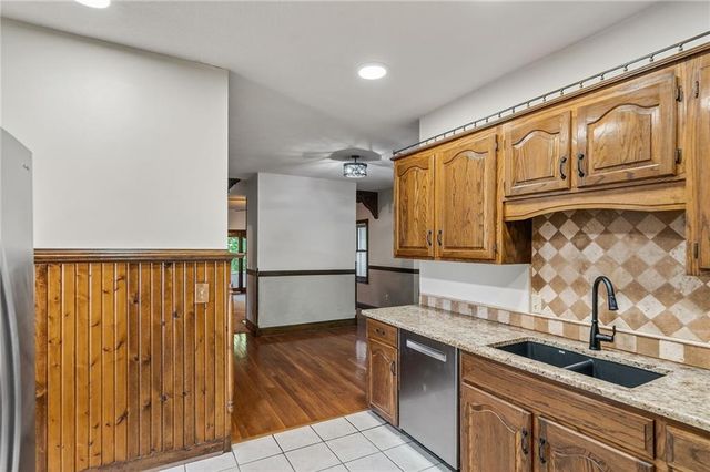 3804 Garland Avenue, Leavenworth, KS 66048