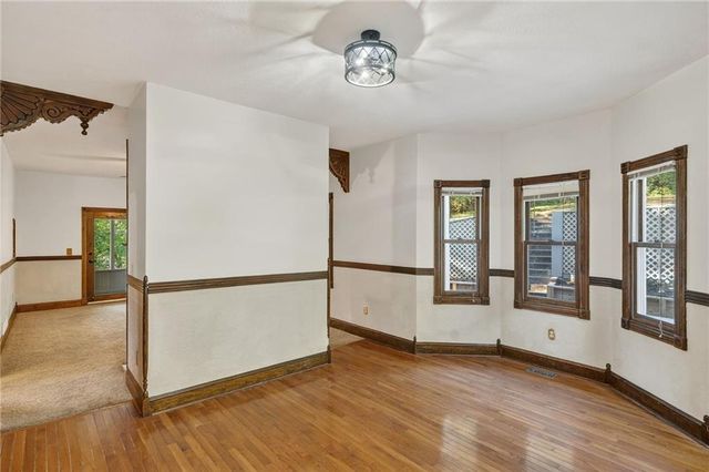 3804 Garland Avenue, Leavenworth, KS 66048