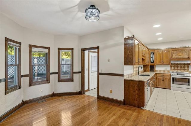 3804 Garland Avenue, Leavenworth, KS 66048